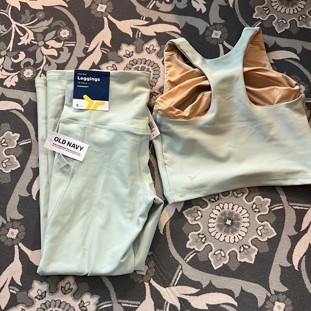 Little girls, Old Navy, workout outfit, size 6–7 new